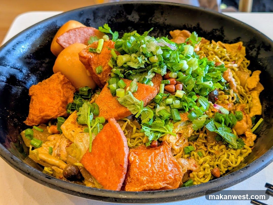 Spicy Noodle Bowl with Tofu and Eggs