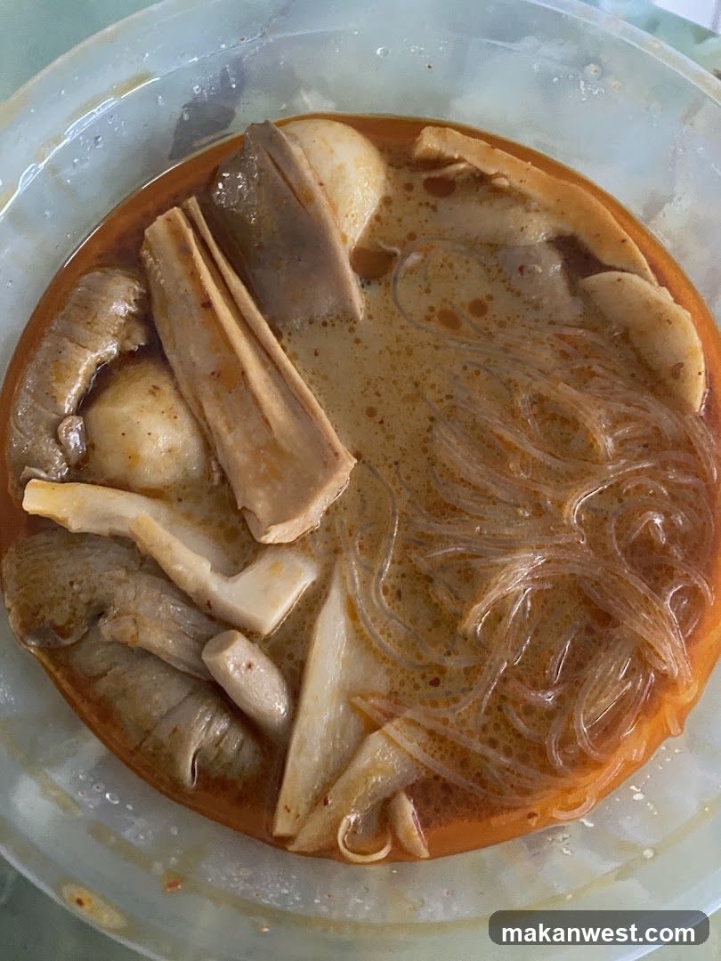 Spicy Noodle Soup with Tofu and Fennel