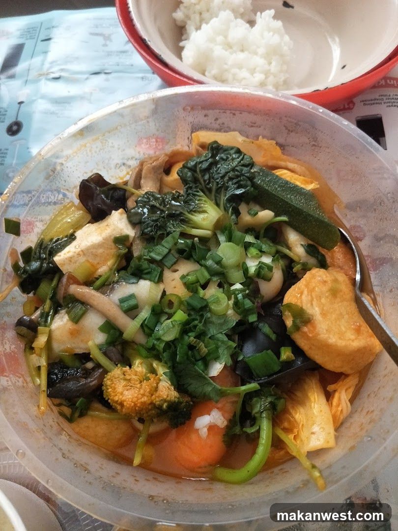 Stir-fried Vegetable Dish with Rice Bowl