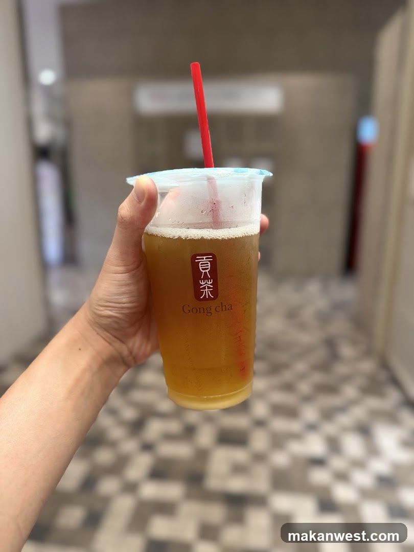 Gong cha drink held up