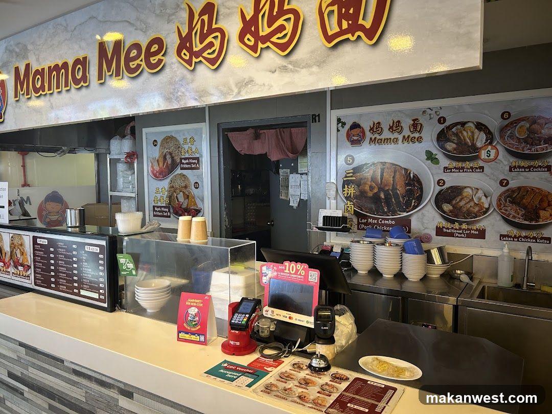 Mama Mee Counter Interior