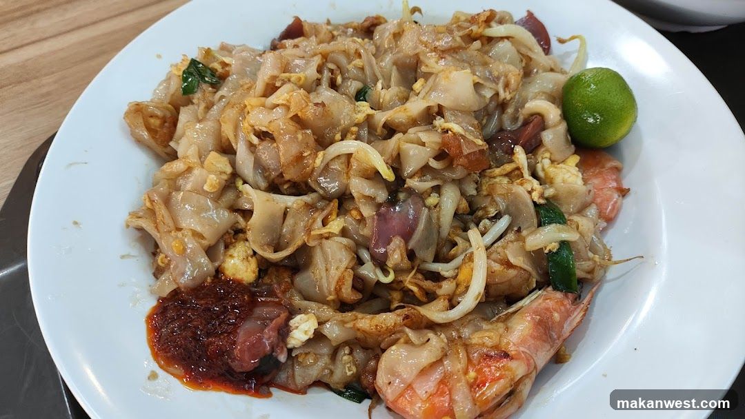 Pad See Ew with Shrimp and Lime