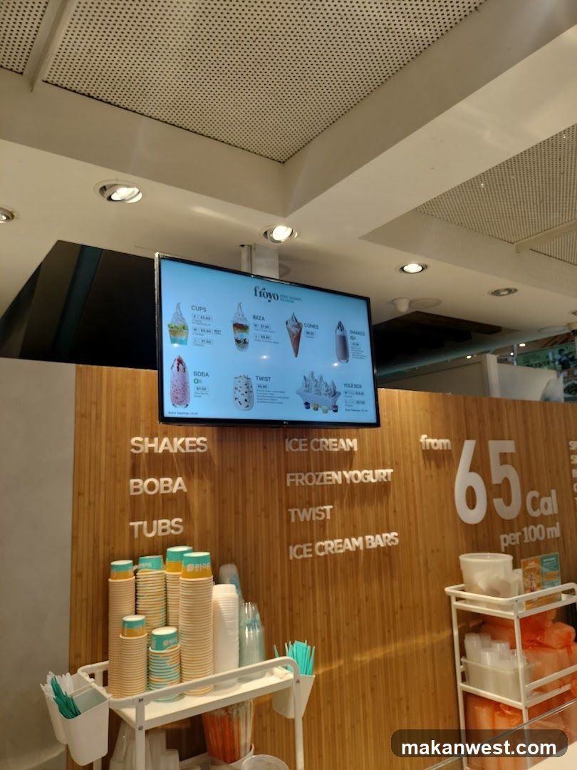 Froyo Shop Interior Display