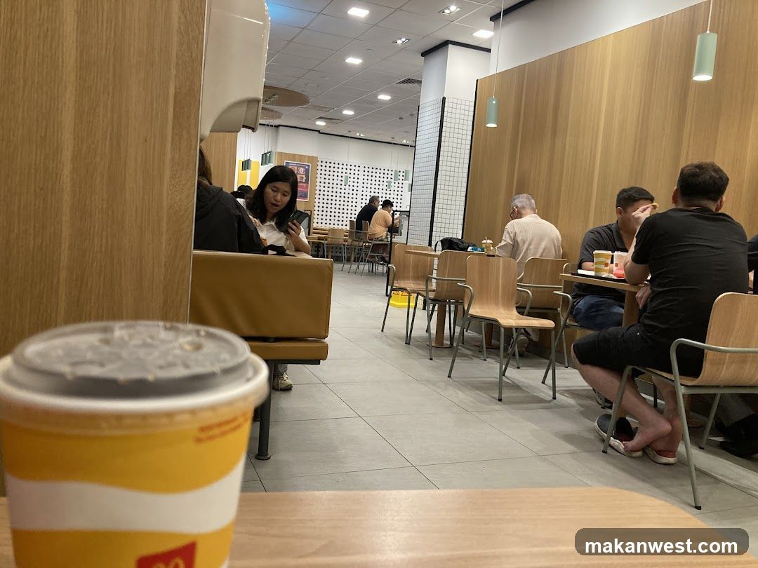 Fast Food Restaurant Interior