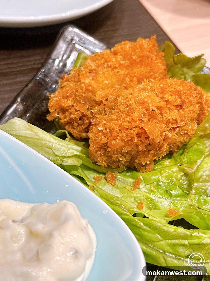 Crispy Fried Food with Dip
