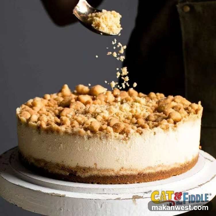 Cheesecake with Crumble Topping