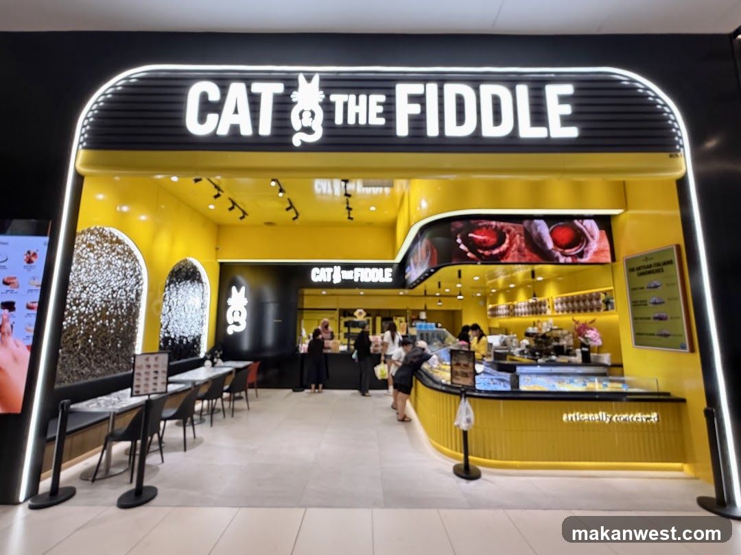 Cat & the Fiddle Cakes