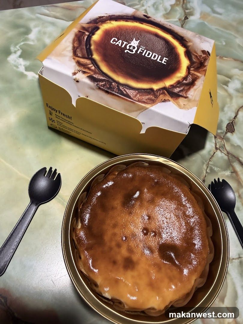 Cat & Fiddle Dessert Box