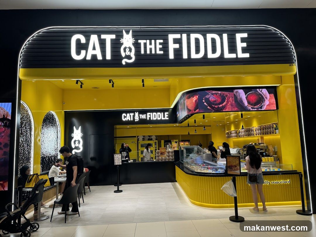 Cat & the Fiddle Cakes