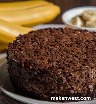 Chocolate Cake with Shavings
