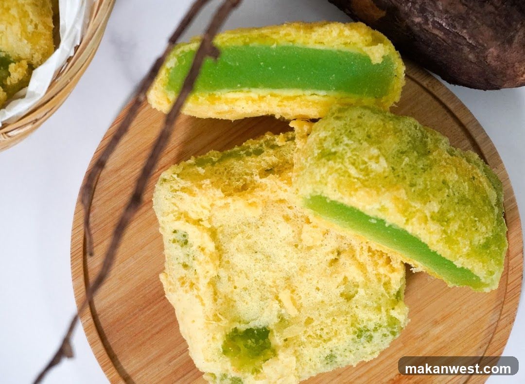 Green Matcha Pastry