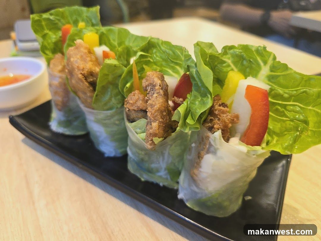 Vietnamese Spring Rolls with Fried Pork