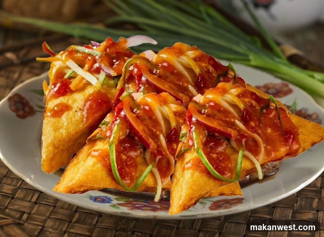 Fried Triangles with Sauce and Garnish