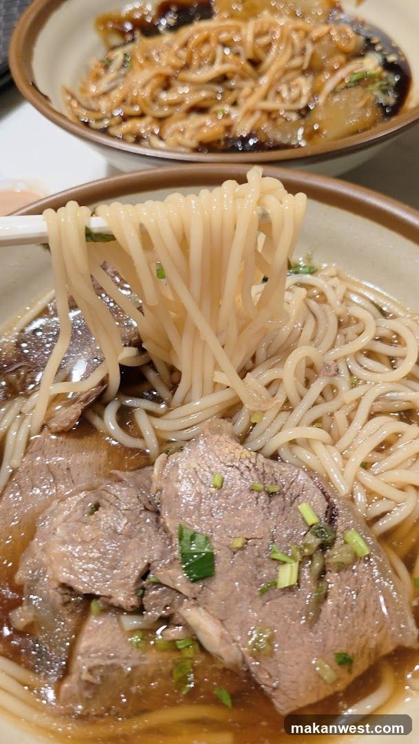 Noodle Dish with Meat