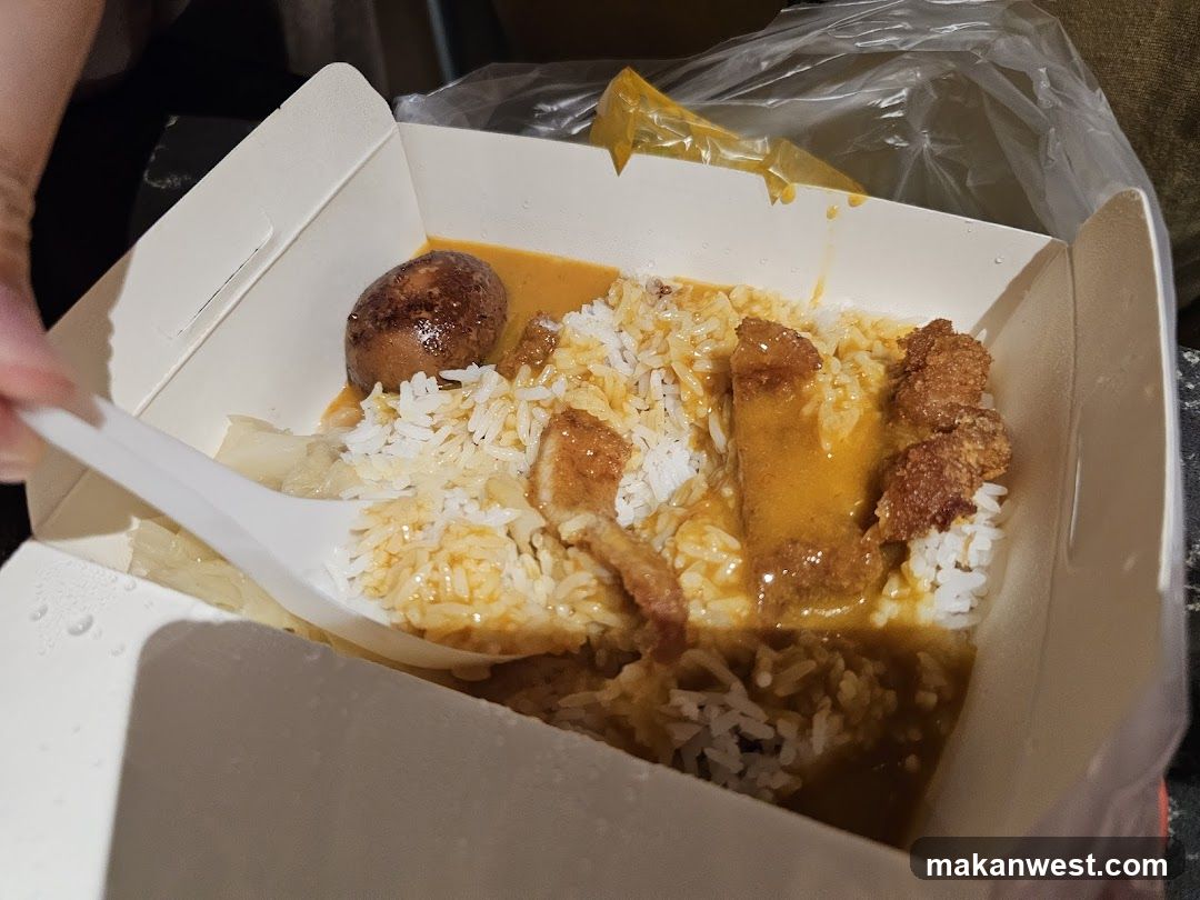 Curry Rice Meal in Takeout Box