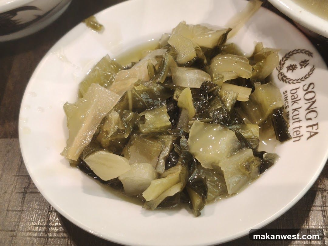 Sautéed Sauerkraut with Pork