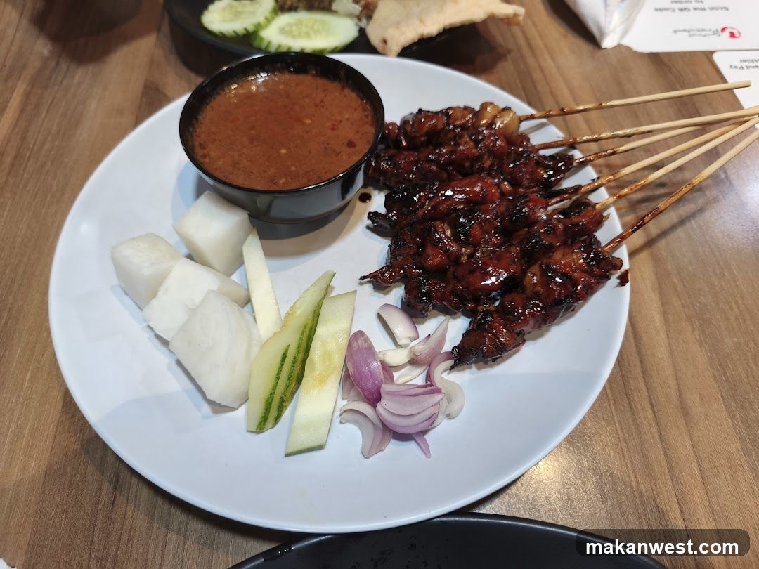 Sambal Chicken Satay Plate