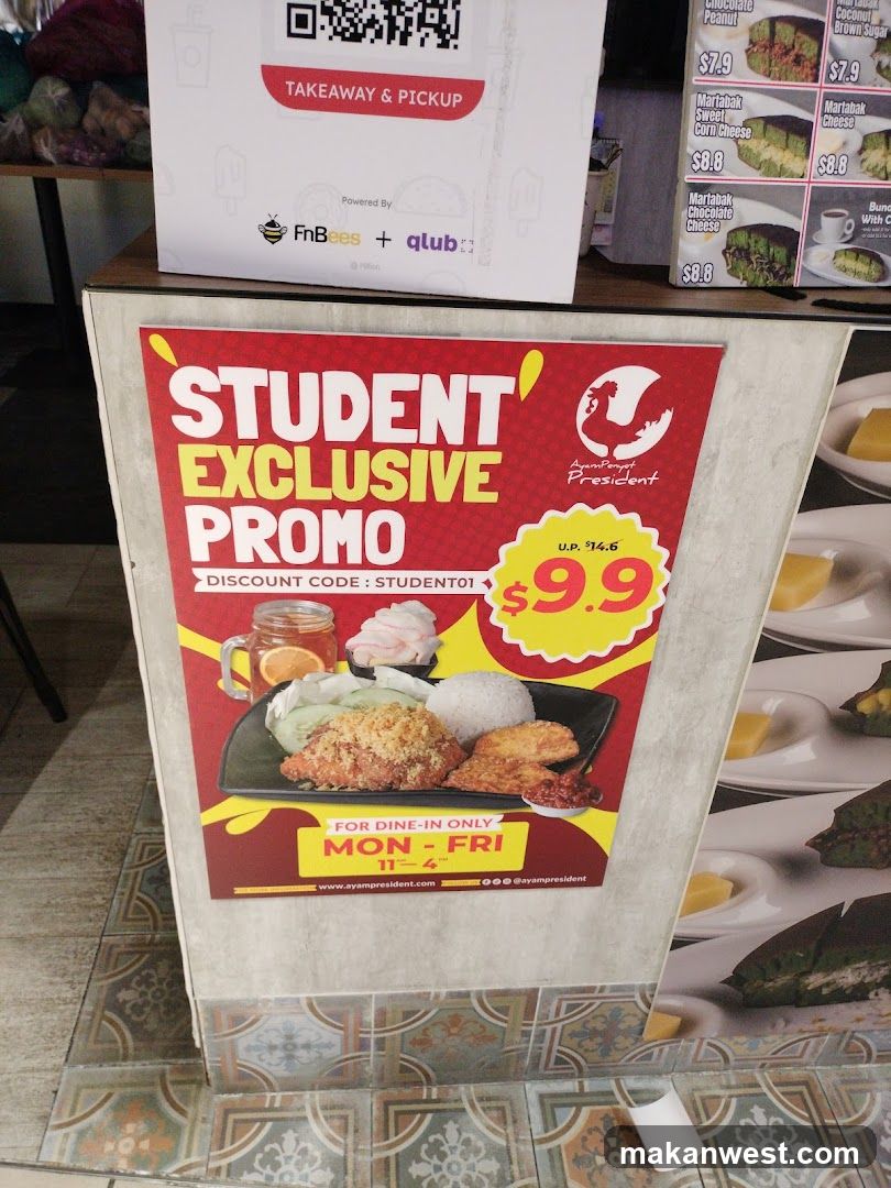 Student Exclusive Promo Sign