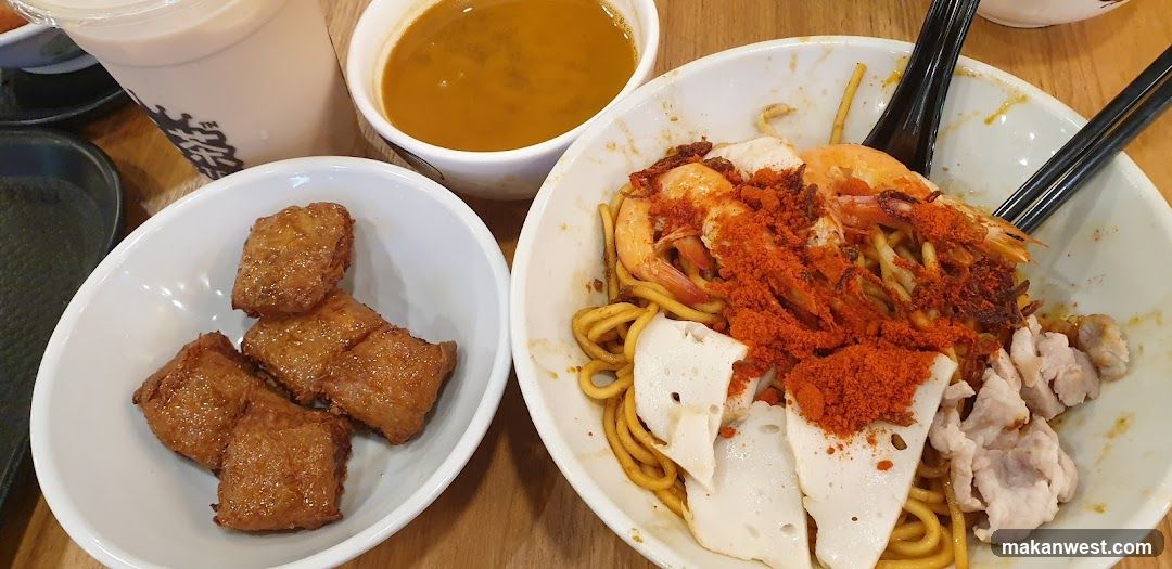 Noodle Meal with Side Dishes