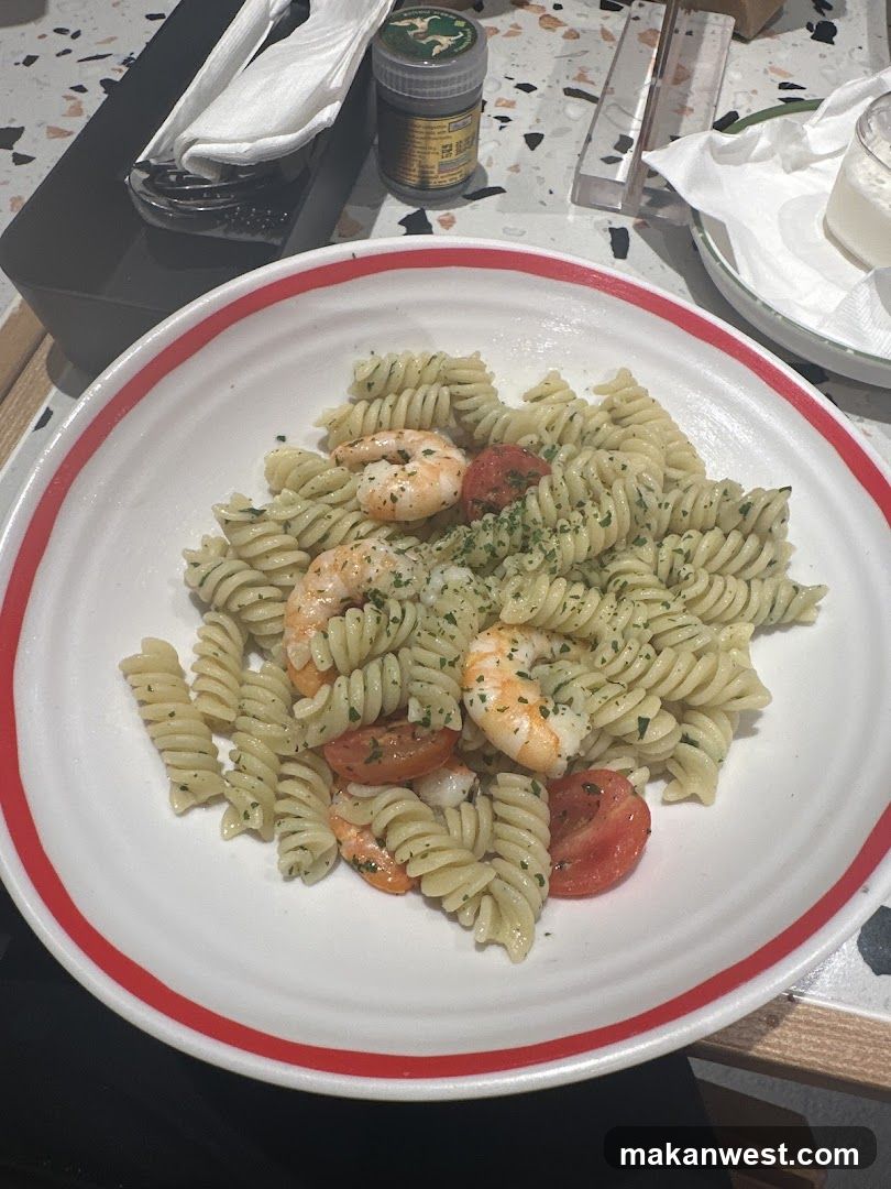 Shrimp Pasta with Pesto