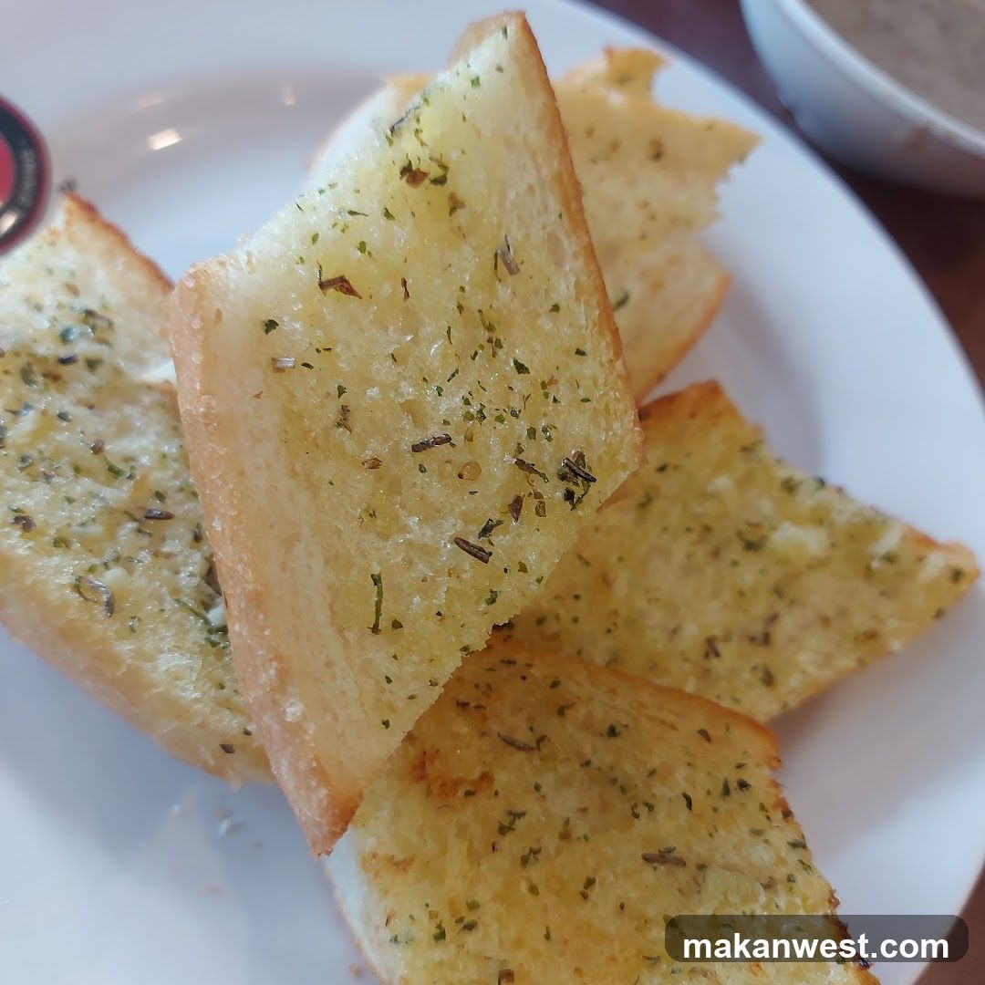 Garlic Bread Slices