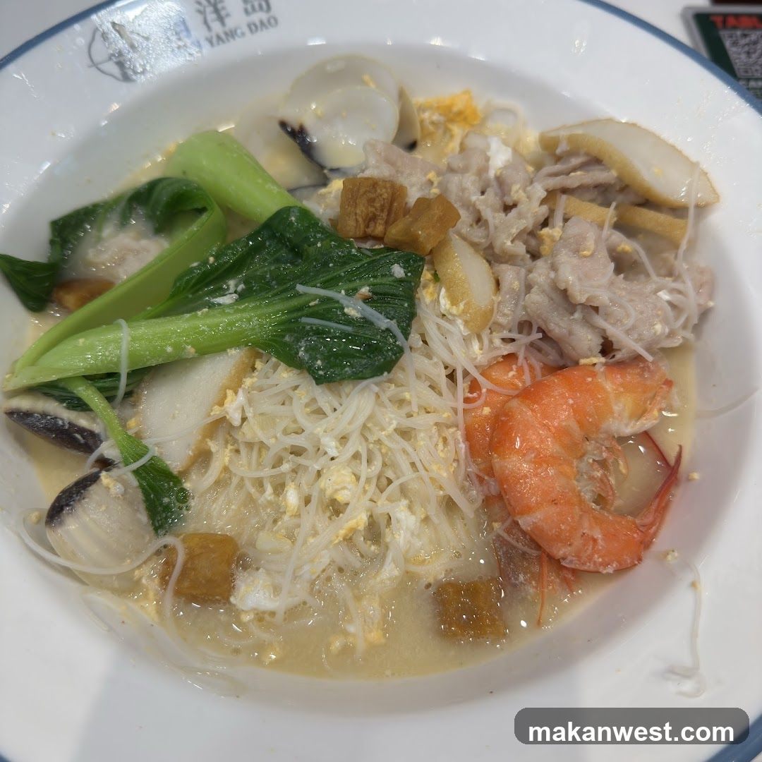 Clam Noodle Soup with Shrimp and Pork