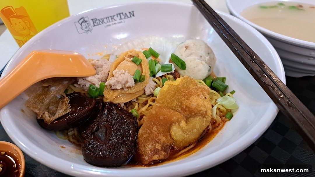 Encik Tan Noodle Bowl