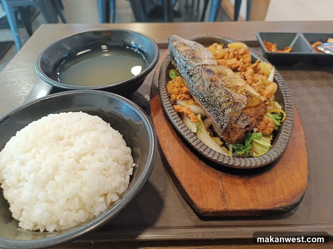 Grilled Fish with Rice and Soup