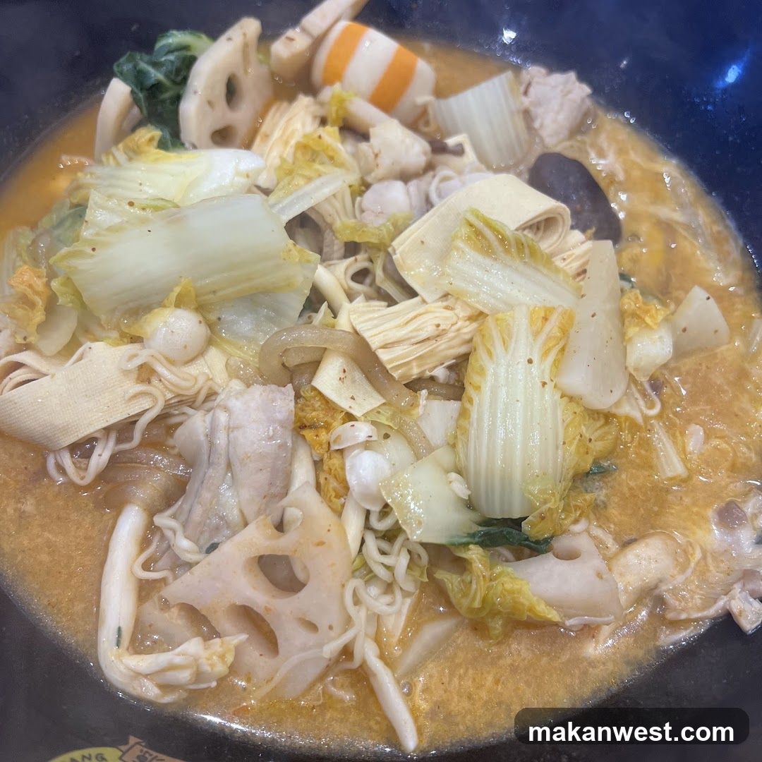 Hot Pot with Vegetables and Noodles