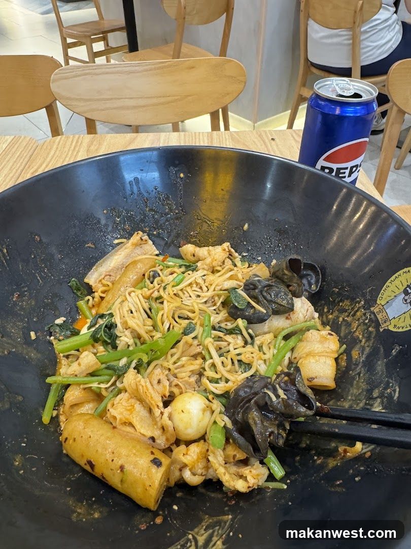 Spicy Noodle Bowl with Drink