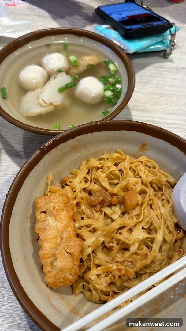 Noodle and Soup Bowl