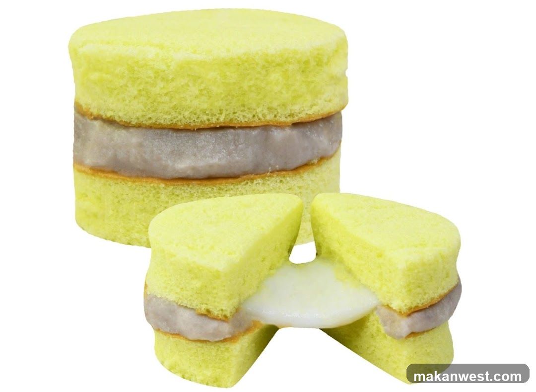 Yellow Sponge Cake Sandwich