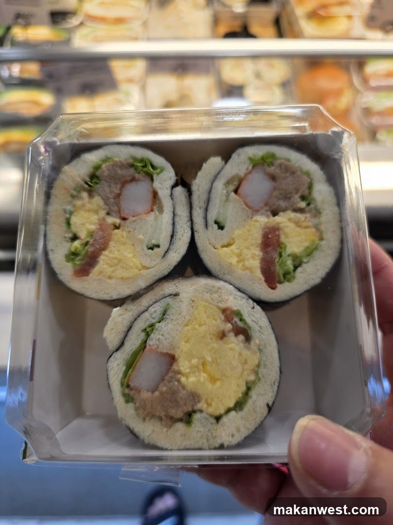 Sandwich Roll Display