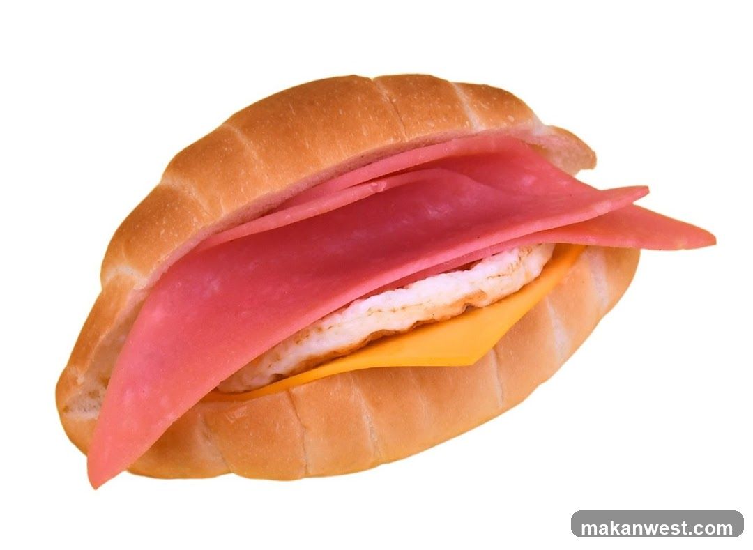 Sandwich with Ham, Egg, and Cheese