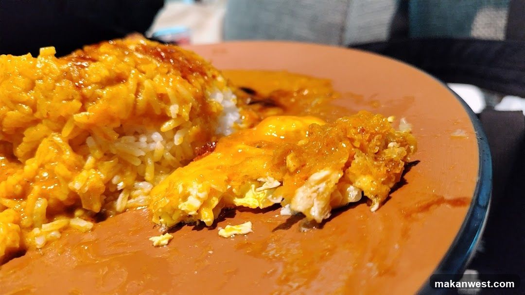 Curry Rice with Fried Egg