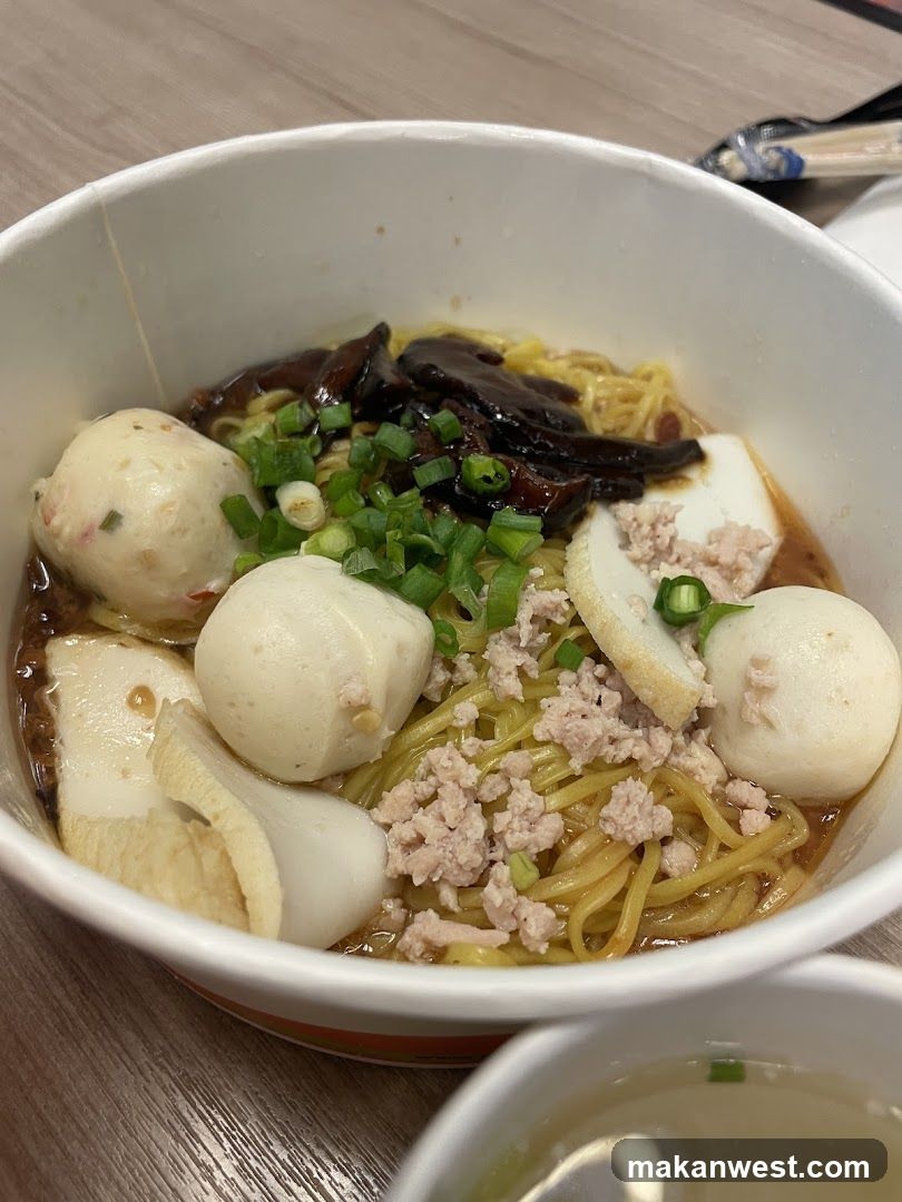 Noodle Bowl with Fish Balls and Tofu