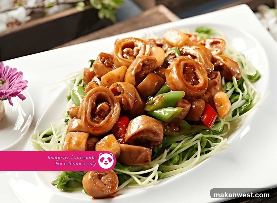 Stir-fried Pig Intestines with Vegetables