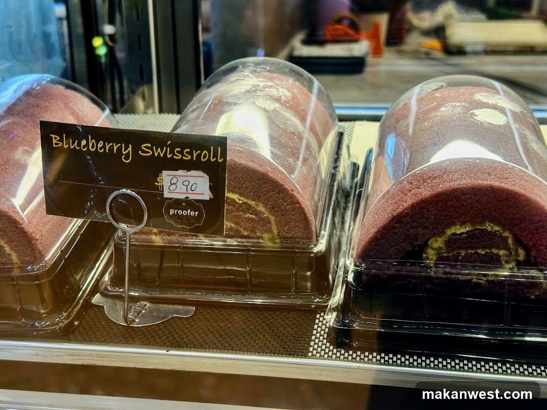 Blueberry Swissroll Display