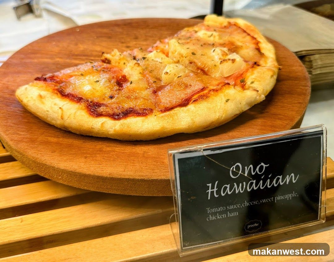 Ono Hawaiian Pizza Display