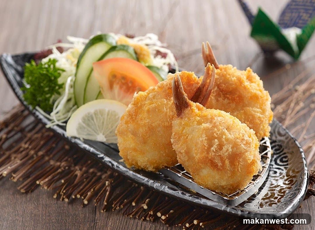 Fried Shrimp with Salad