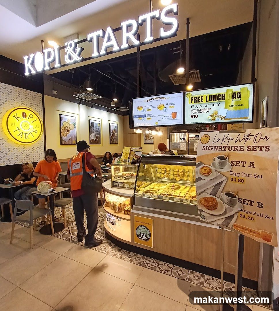 Kopi & Tarts Interior View