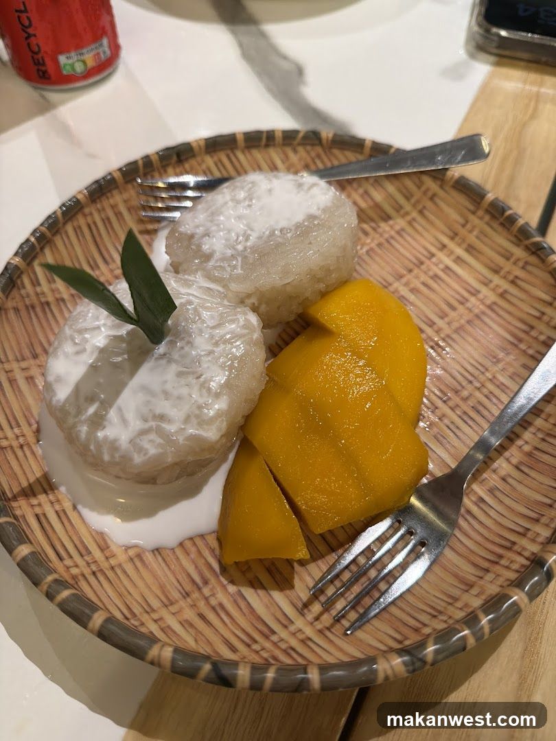 Mango Sticky Rice with Coconut Milk