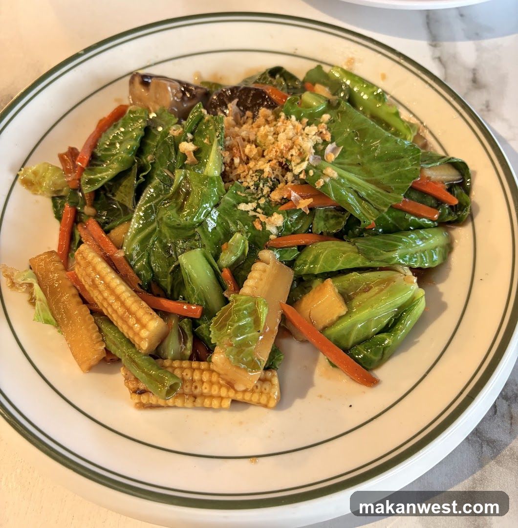 Stir-fried vegetables with garlic
