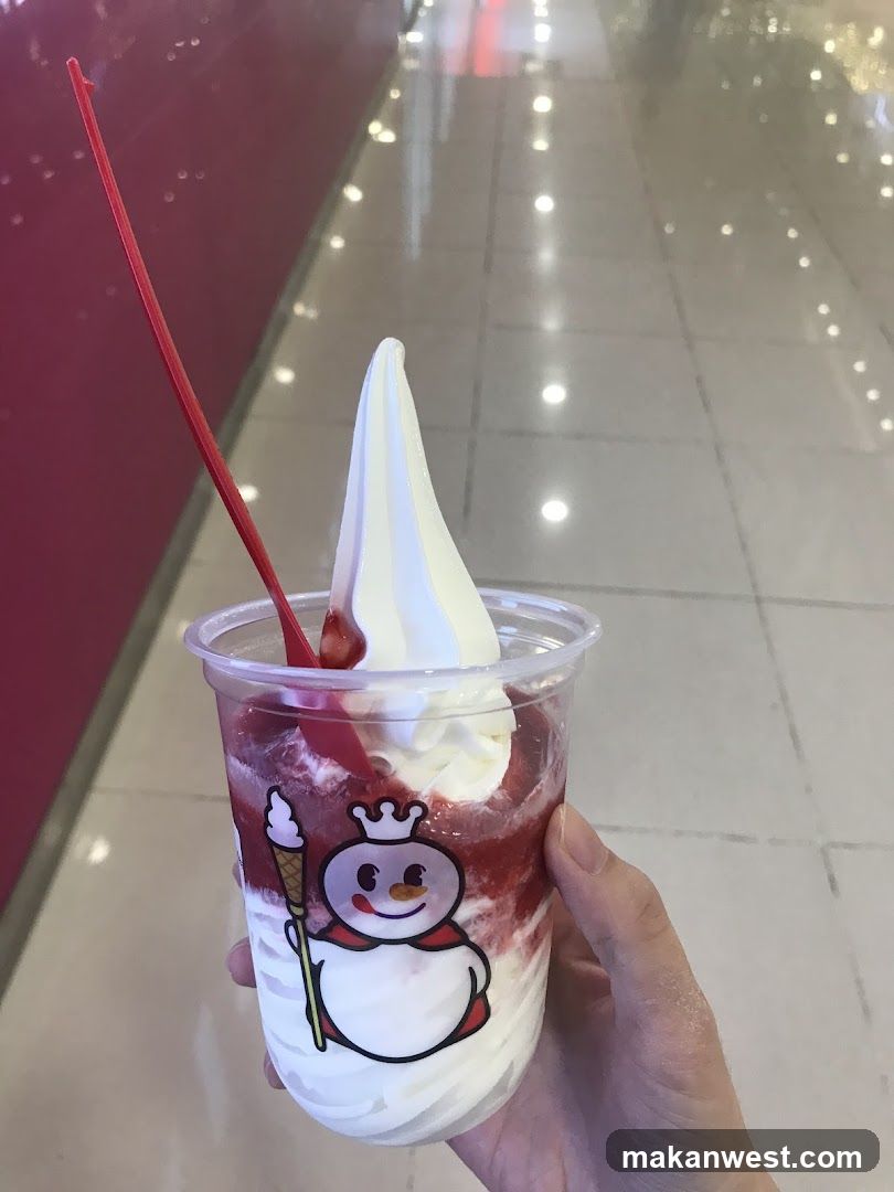 Snowman Dessert in Cup