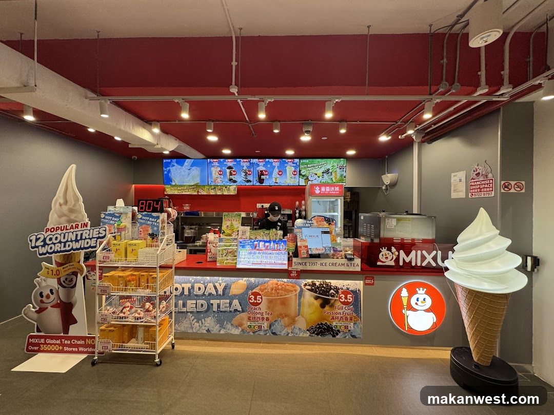 MIXUE Tea Shop Interior