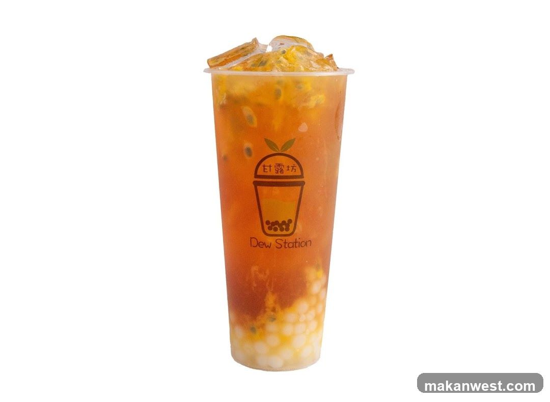Beverage with boba pearls