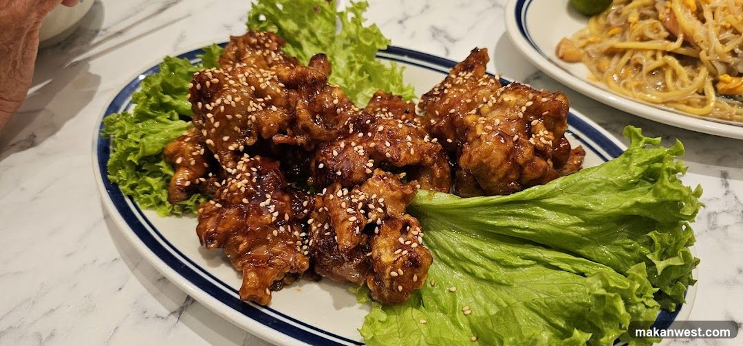Sesame Glazed Chicken with Lettuce