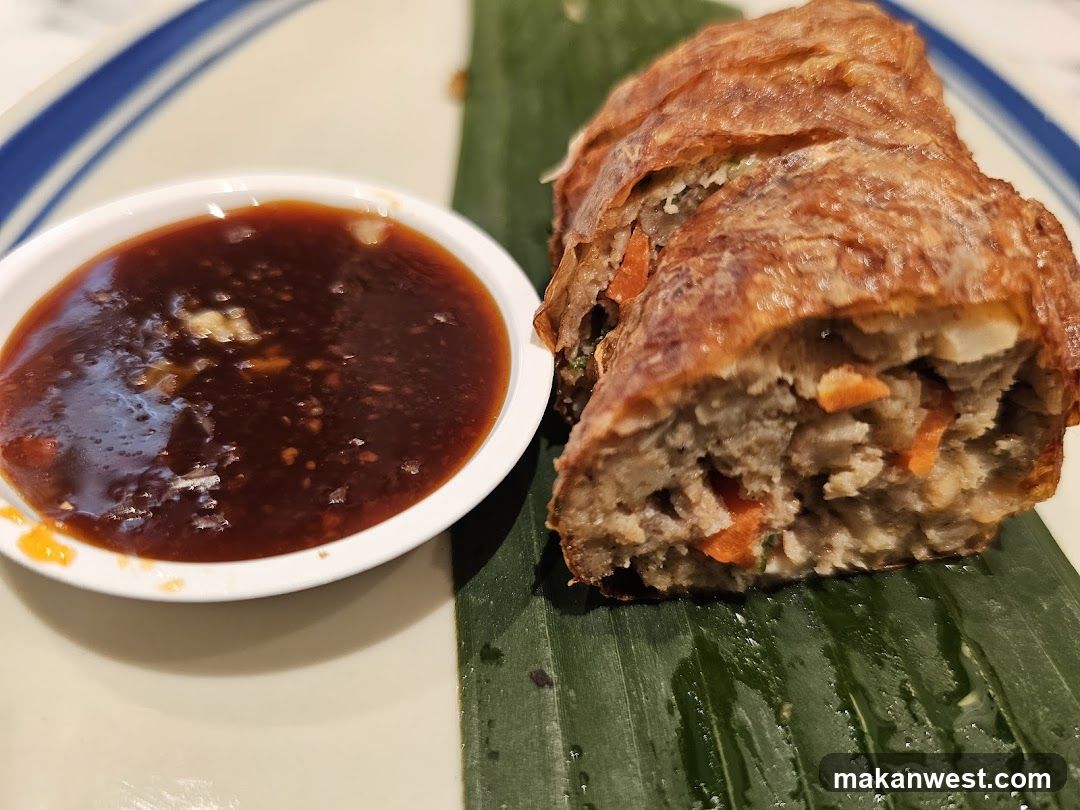 Fried Spring Roll with Sauce