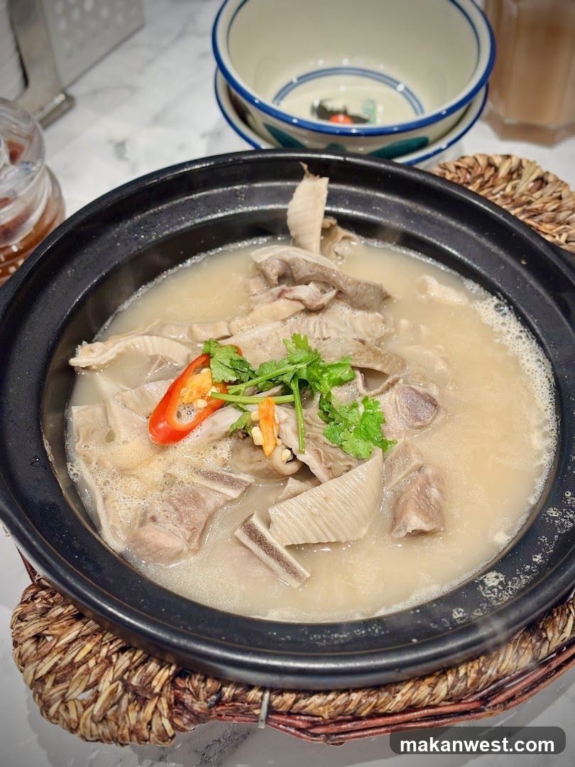 Hot Pot Soup with Meat and Bamboo Shoots