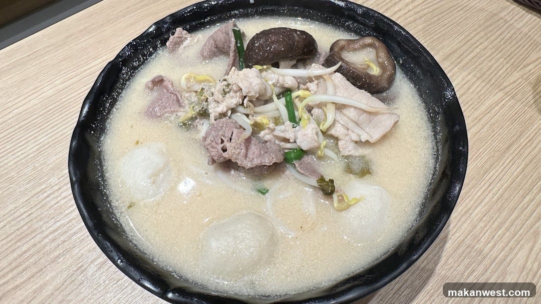 Soup with Meatballs and Mushrooms
